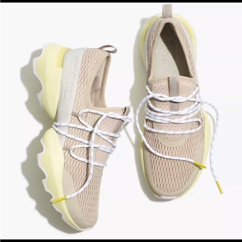 Women’s Sorel Kinetic Impact II tennis shoes-size 7